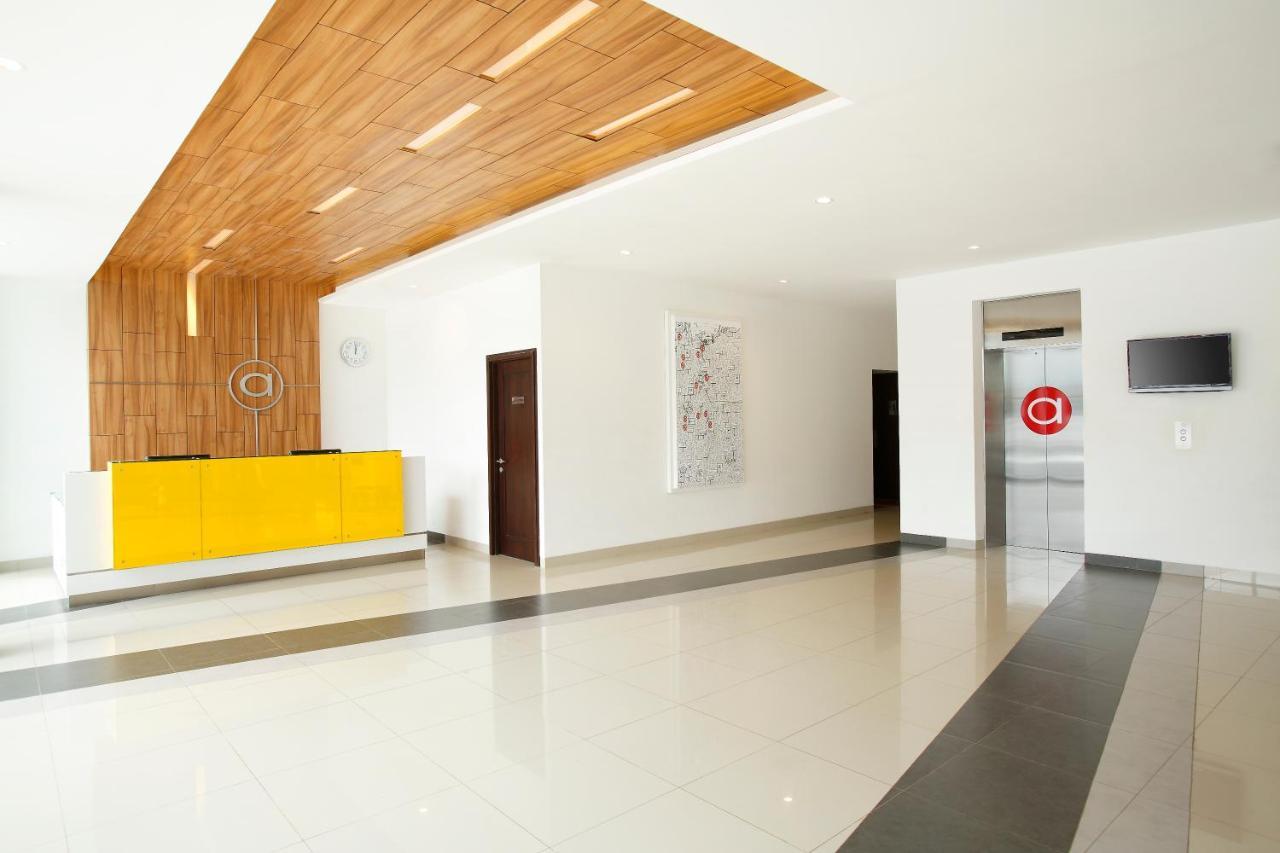 Amaris Hotel Tebet Джакарта Экстерьер фото