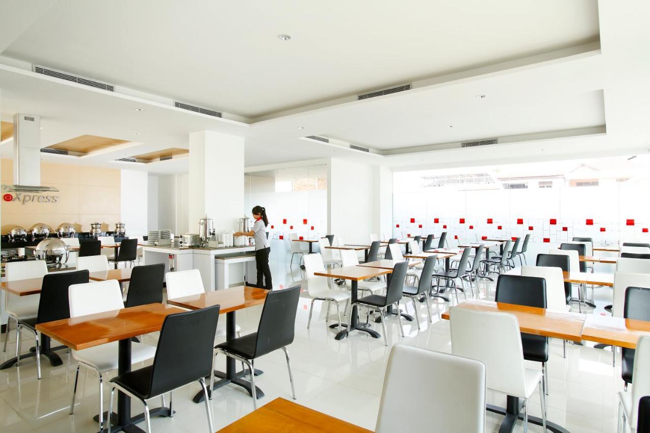 Amaris Hotel Tebet Джакарта Экстерьер фото