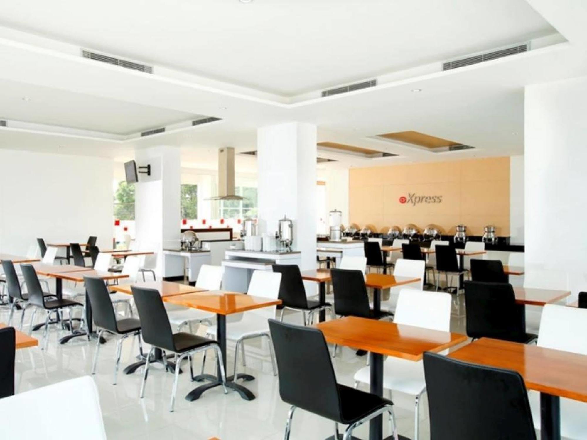 Amaris Hotel Tebet Джакарта Экстерьер фото